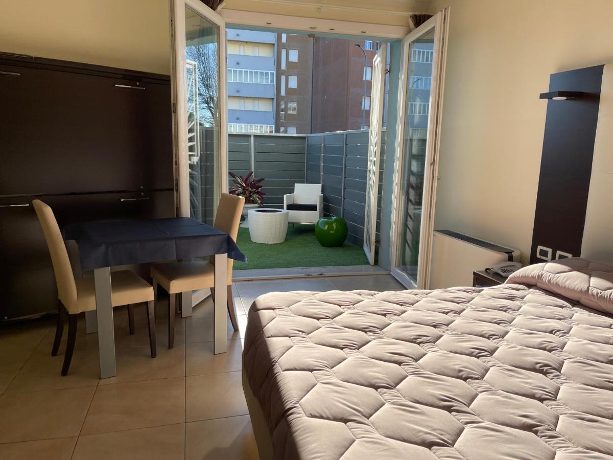 Hotel-Residence-B&B Le Dune Beach Service Included Lido Adriano Εξωτερικό φωτογραφία