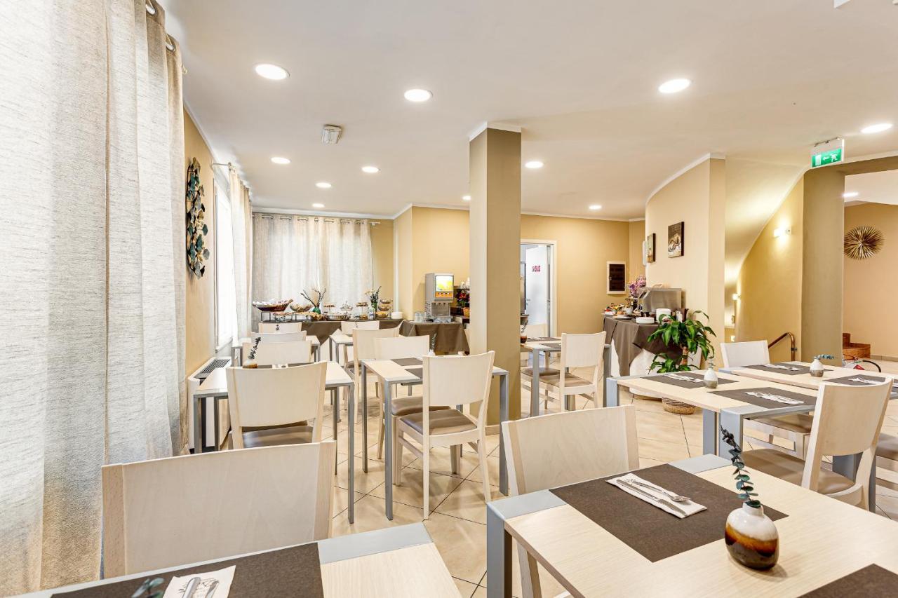 Hotel-Residence-B&B Le Dune Beach Service Included Lido Adriano Εξωτερικό φωτογραφία
