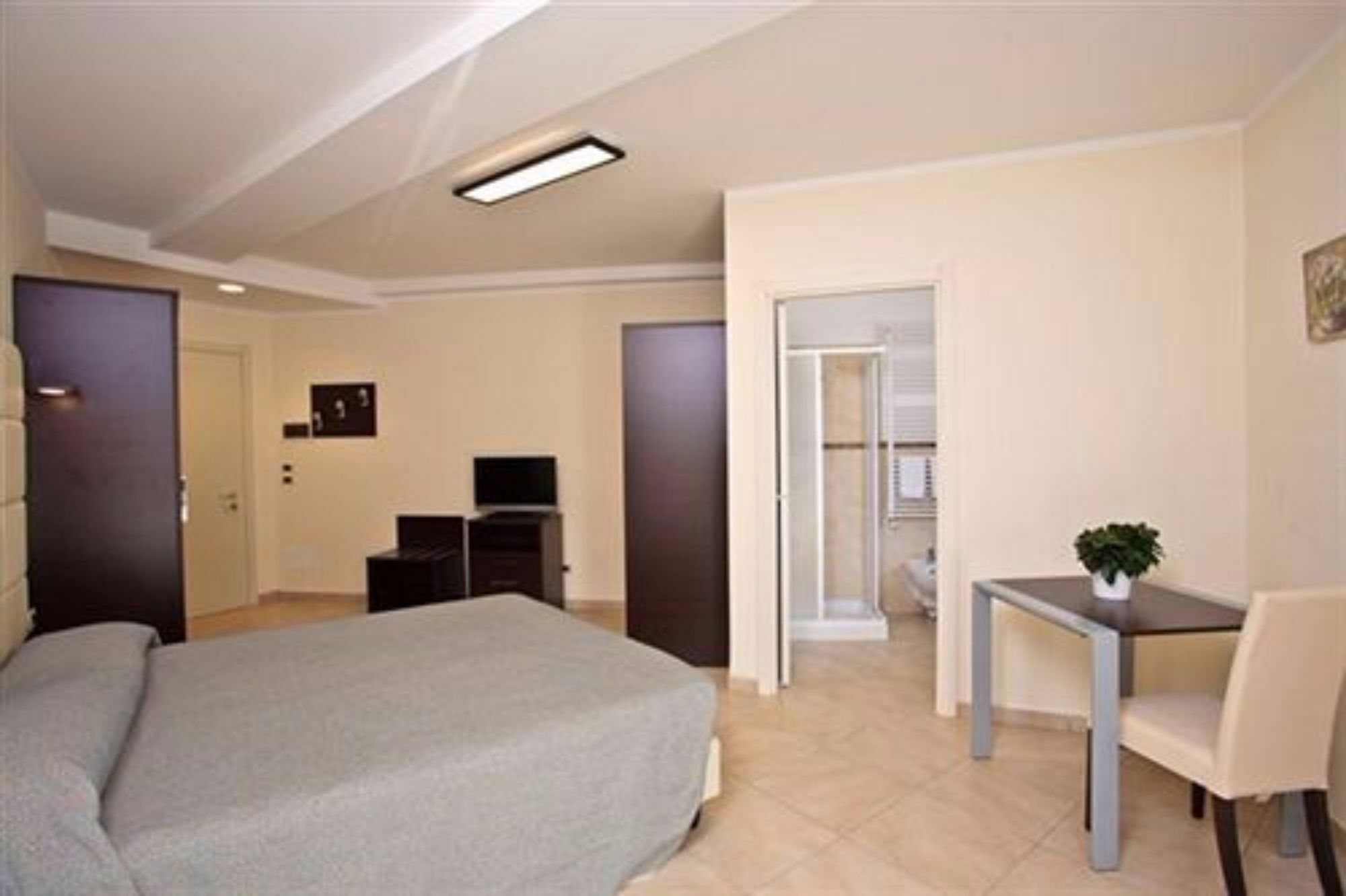 Hotel-Residence-B&B Le Dune Beach Service Included Lido Adriano Εξωτερικό φωτογραφία